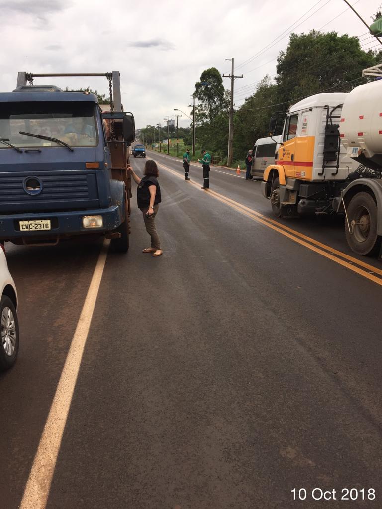 Fiscais da Regional de Cascavel fiscalizam cronotacógrafos