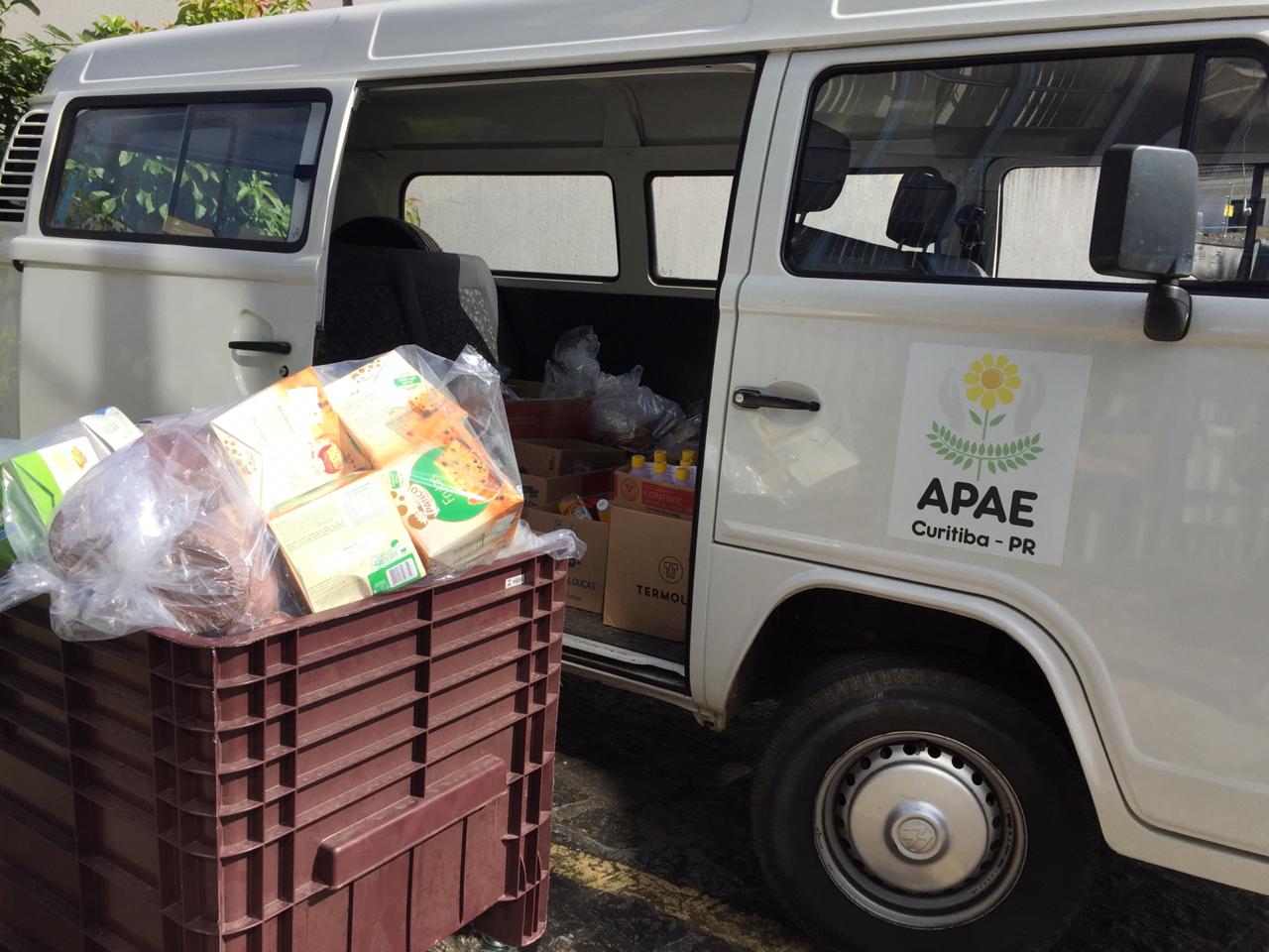 APAE recebe produtos do IPEM PR