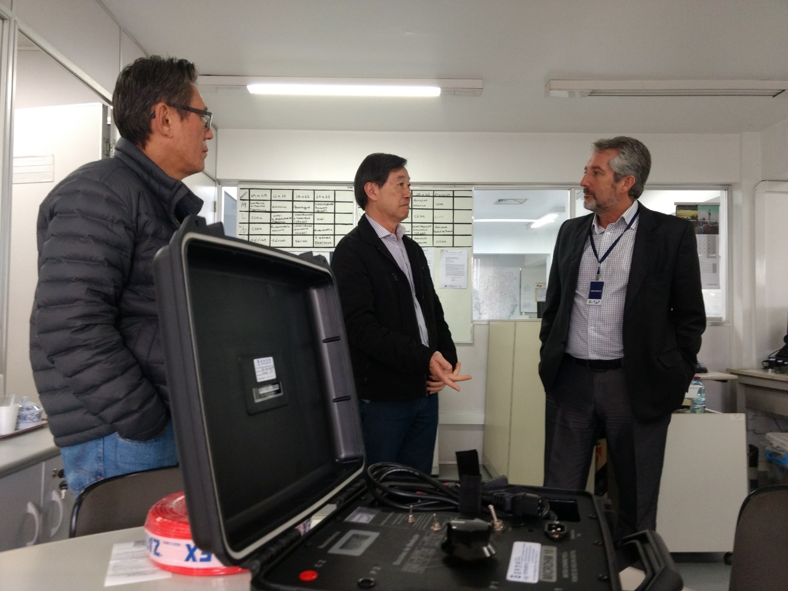 Sindicel doa parelho para fiscalização de fios e cabos elétricos