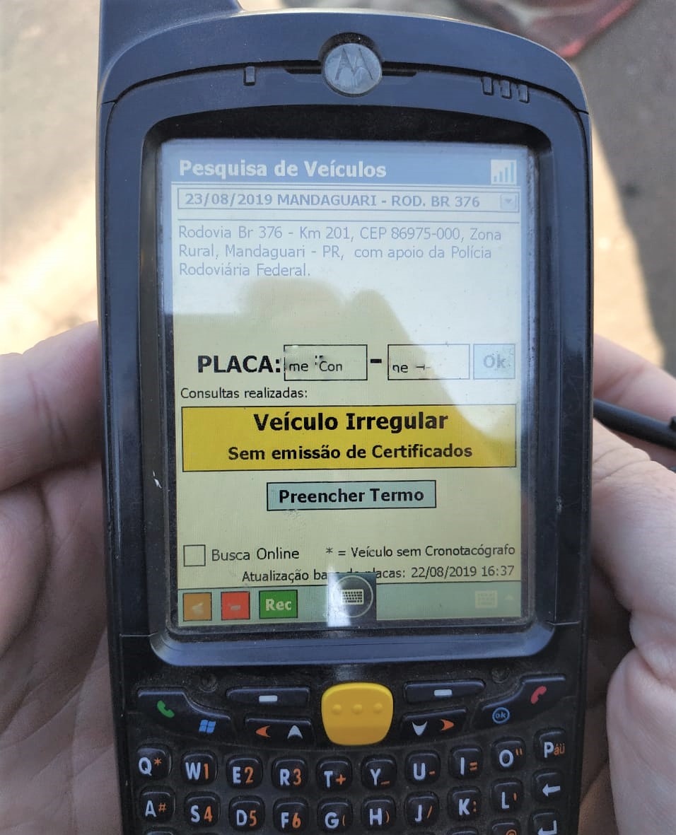 Instrumento que verifica a regularidade do cronotacógrafo