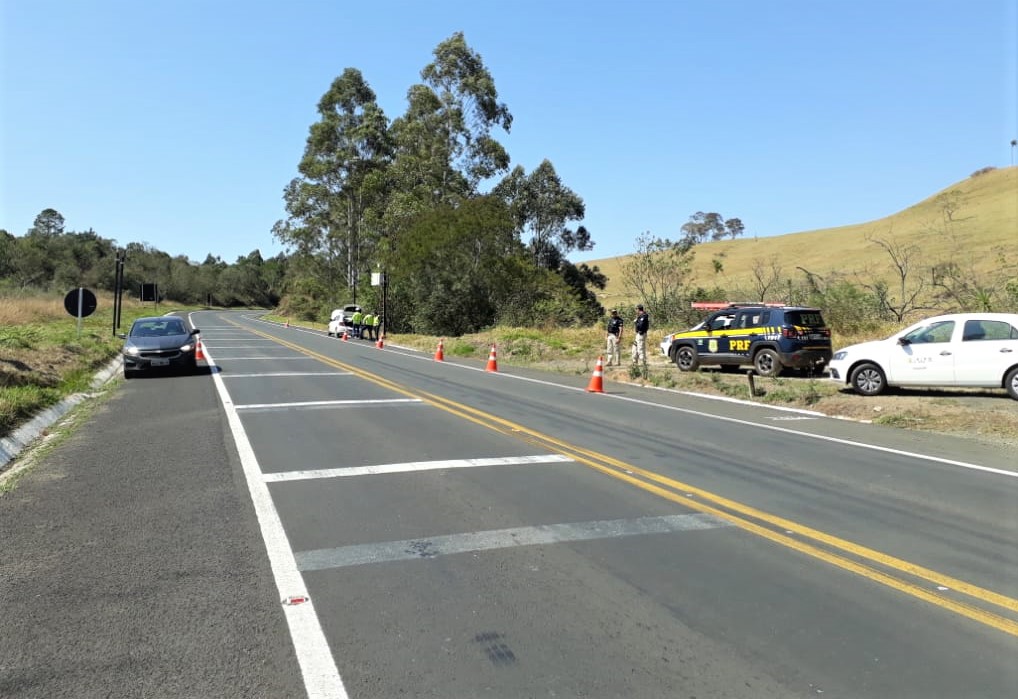 Verificação inicial de medidores de velocidade na BR-153