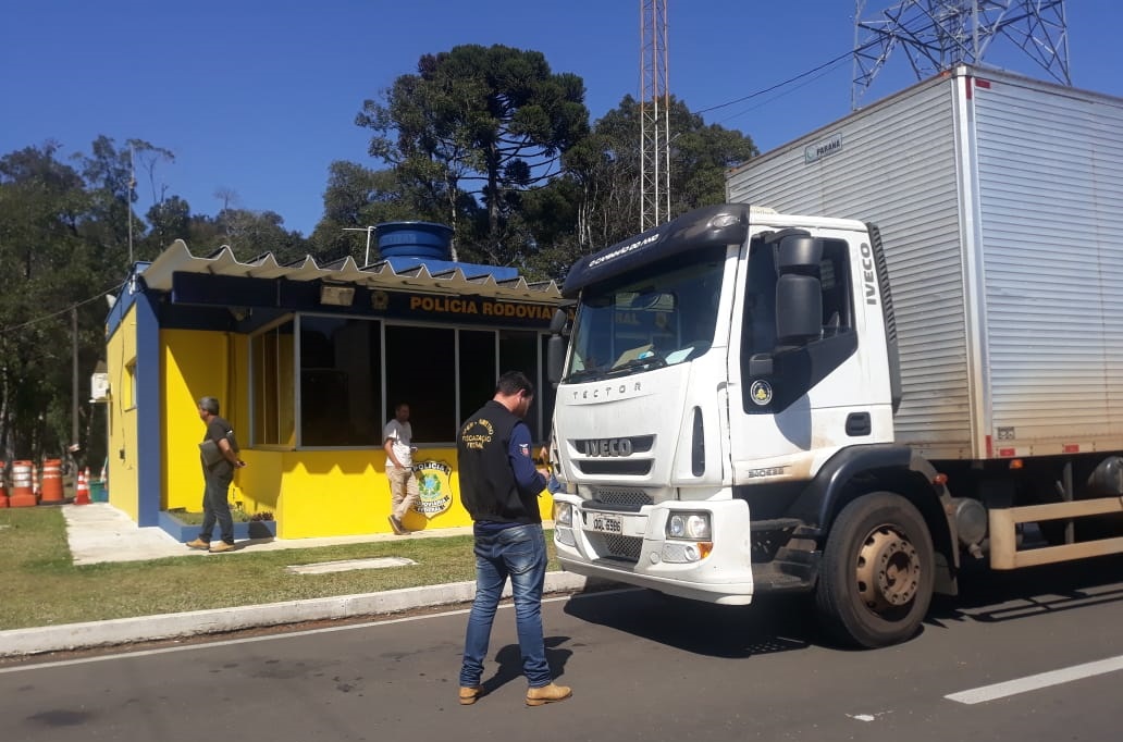 Fiscalização de cronotacógrafos em Guarapuava, distrito de Guará