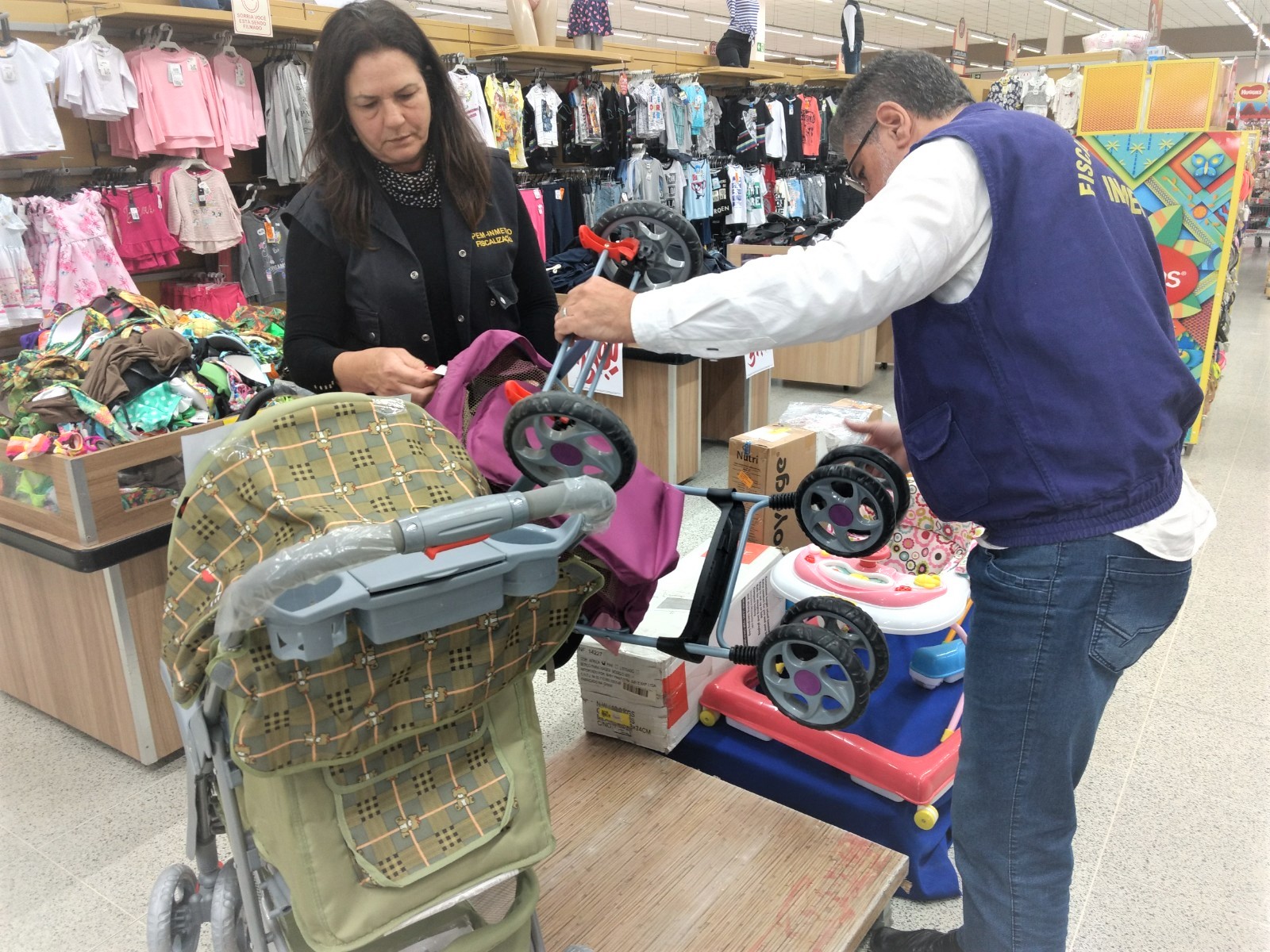 Fiscalização de produtos infantis