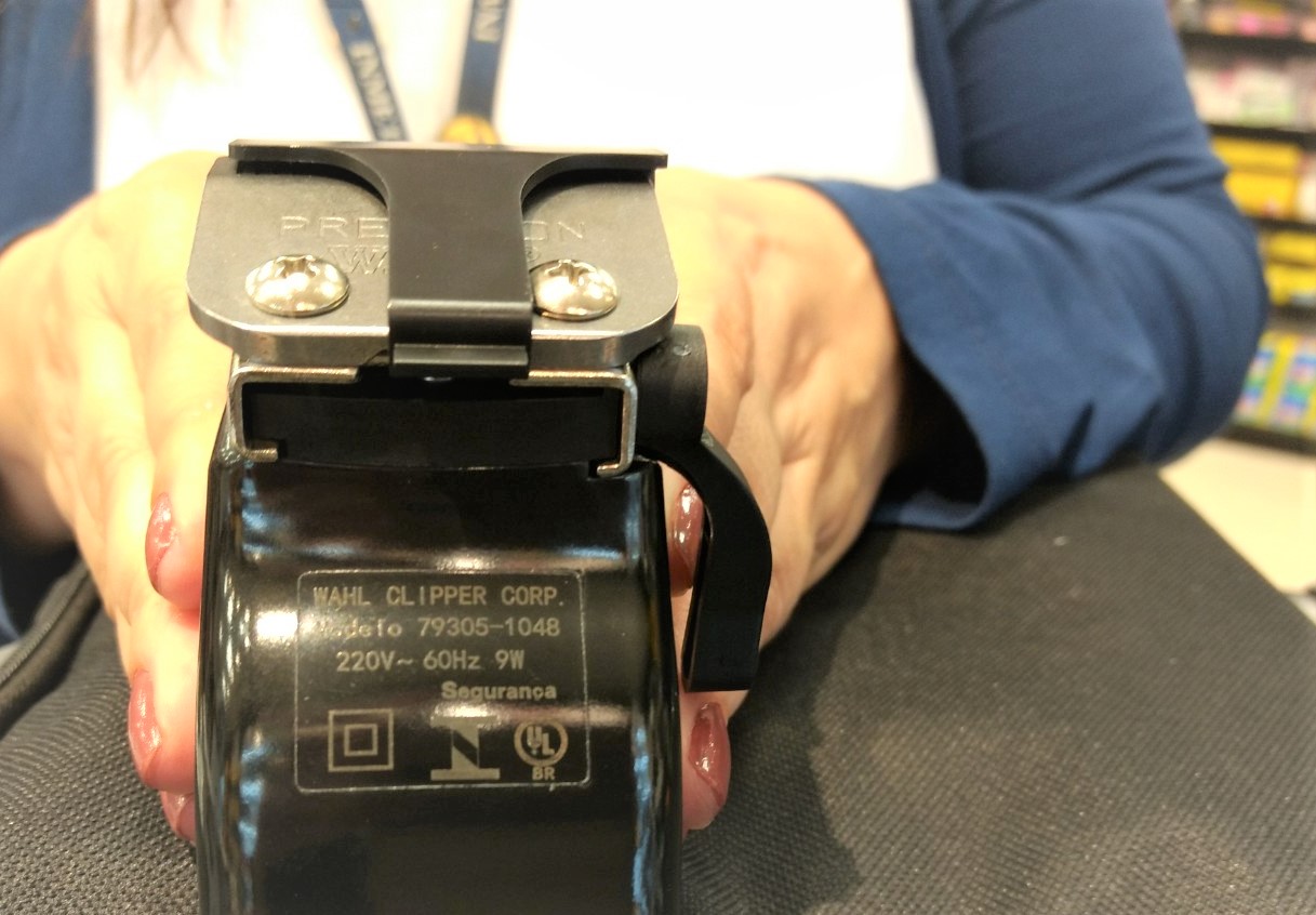 Fiscalização de aparelhos elétricos ligados à beleza feminina e masculina