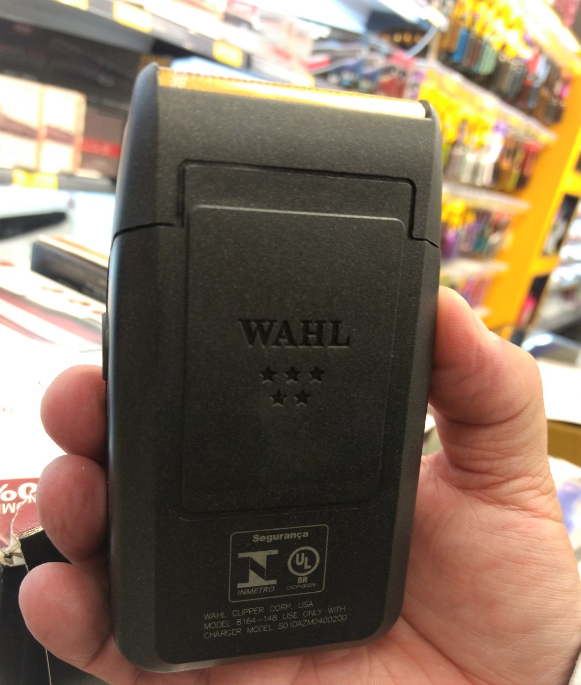 Fiscalização de aparelhos elétricos ligados à beleza feminina e masculina