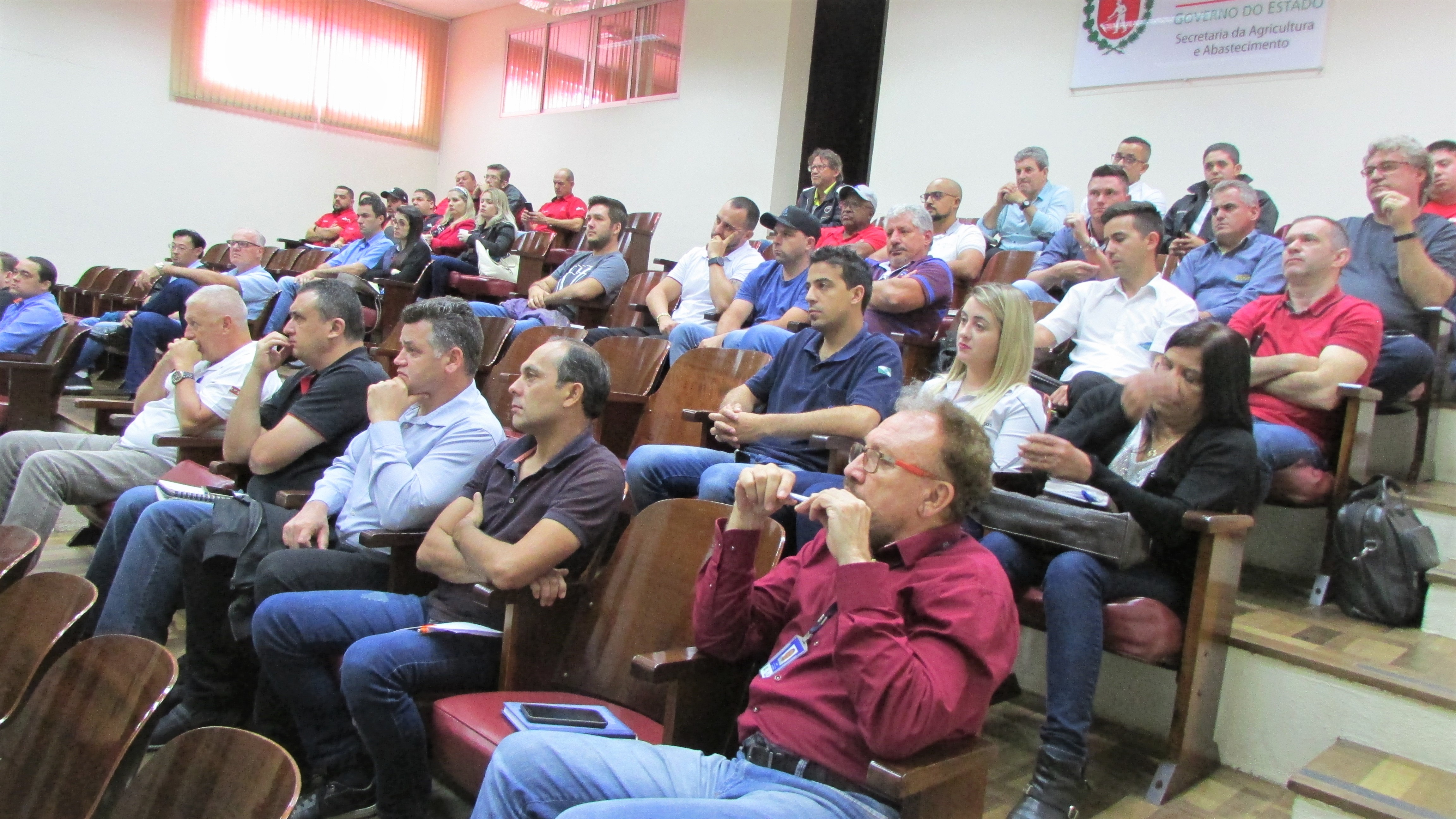 Reunião do IPEM-PR com permissionárias de balança de grande porte