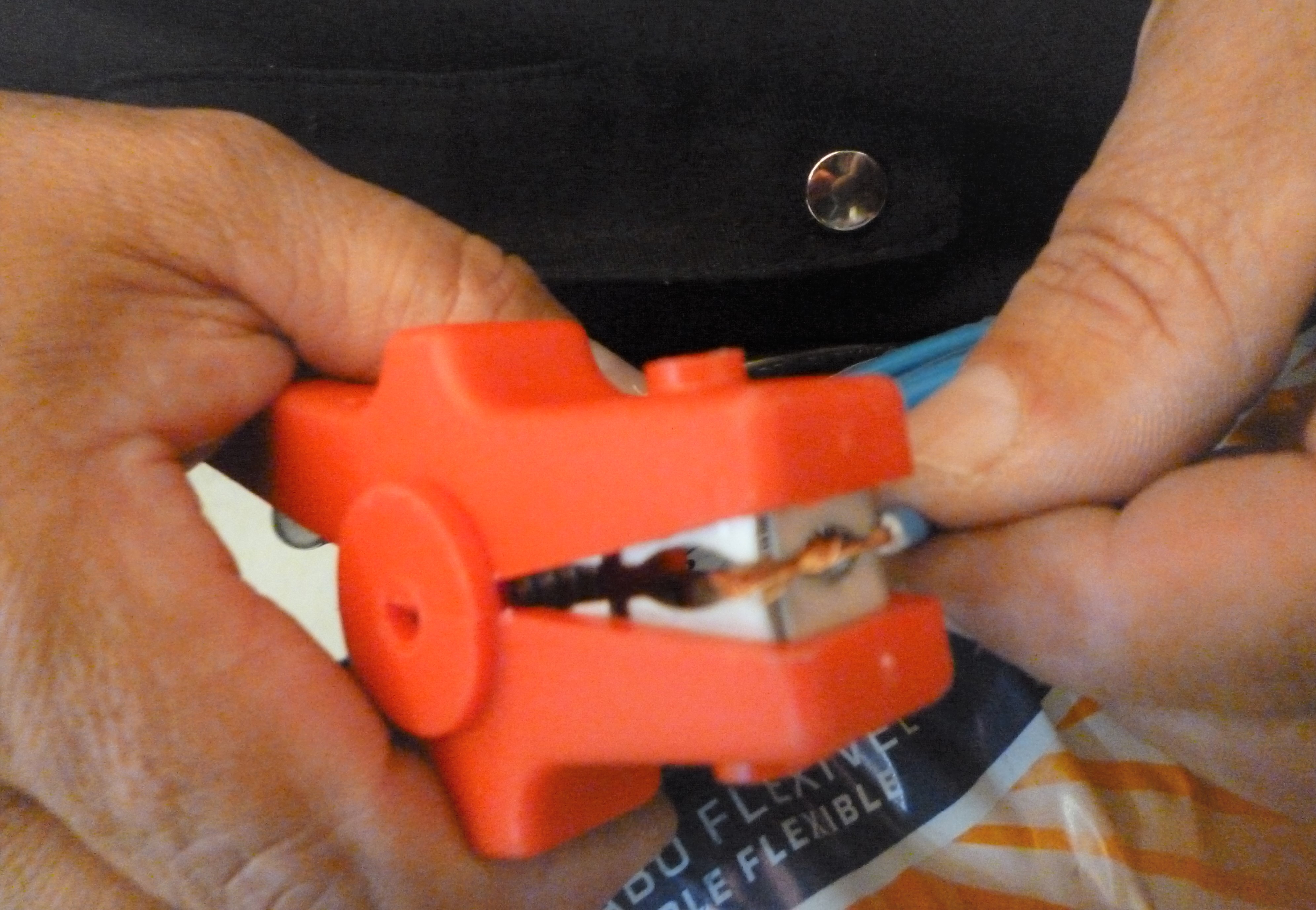 Fios e cabos elétricos irregulares são reprovados e retidos cautelarmente