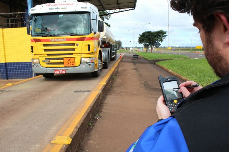 Fiscalização de cronotacógrafos em Maringá