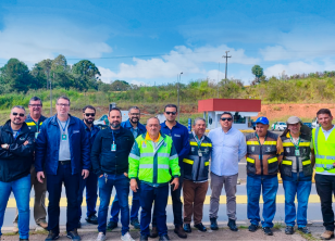 Fotos tiradas no treinamento dos técnicos para verificação de balanças dinâmicas.