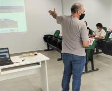 Equipe da REMAR faz palestra para Regional de Saúde sobre como identificar veículos que já transportaram produtos perigosos