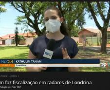 Veículos de comunicação de Londrina registram trabalho do IPEM-PR, durante vrificação de medidores de velocidade que sofreram problemas técnicos e vandalismo