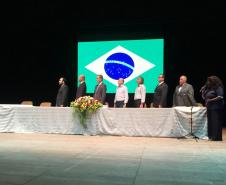 II Seminário Nacional de Direito do Consumidor, realizado no Teatro Municipal Calil Haddad, em Maringá