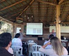 Equipe do IPEM-PR participa da reunião da APAC-PR