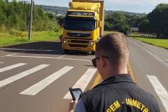 Fiscalização de cronotacógrafos em Londrina