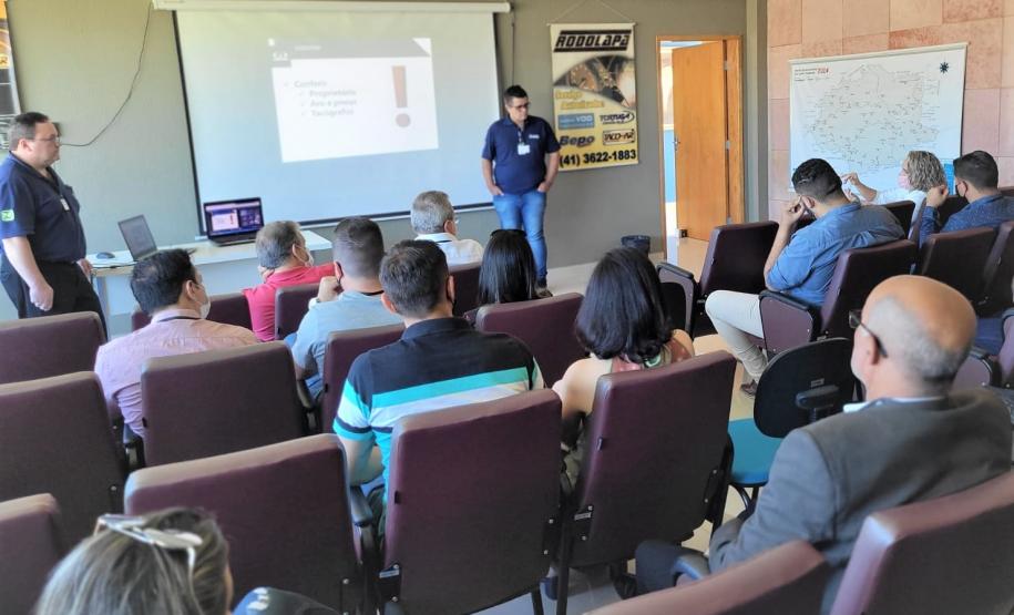 Gerente da GEATE participou da Reunião APAC-PR na Lapa