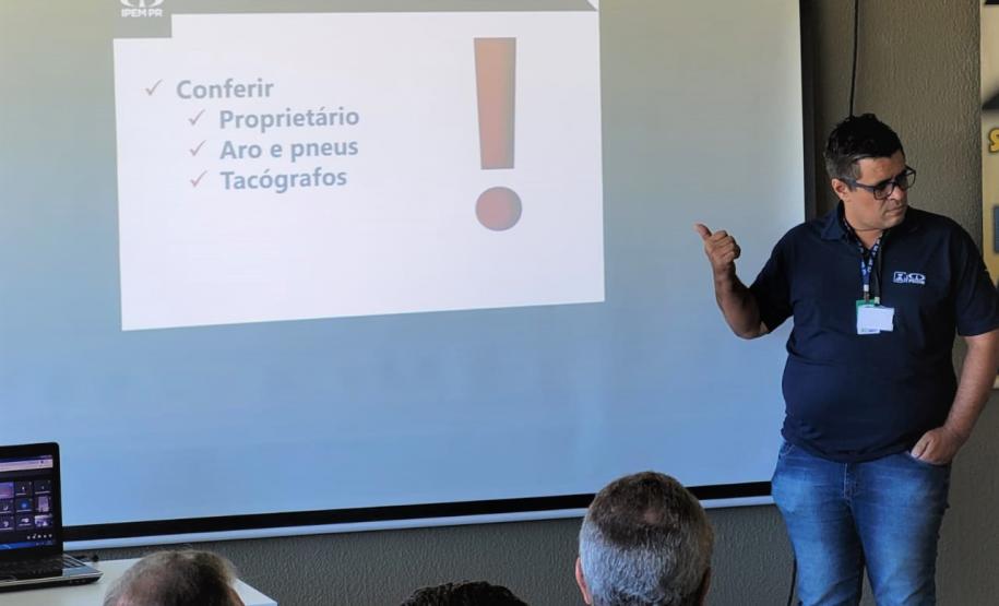 Gerente da GEATE participou da Reunião APAC-PR na Lapa