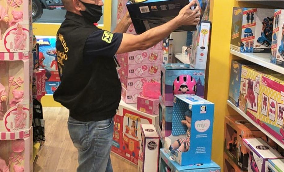 Operação Nacional de Natal fiscaliza brinquedos, bicicletas de uso infantil e luminárias, além de produtos pré-embalados