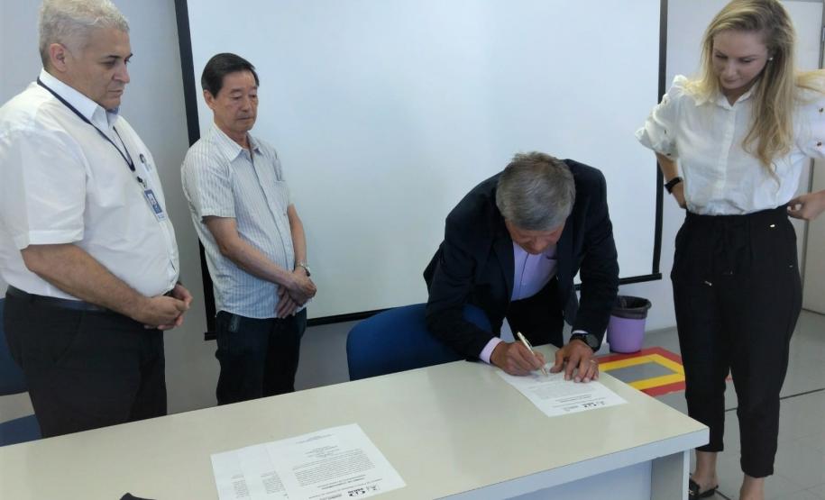 Novos servidores do IPEM-PR são empossados pelo presidente Rogério Moletta Nascimento