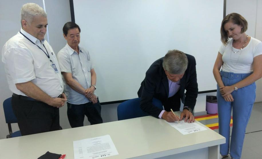 Novos servidores do IPEM-PR são empossados pelo presidente Rogério Moletta Nascimento