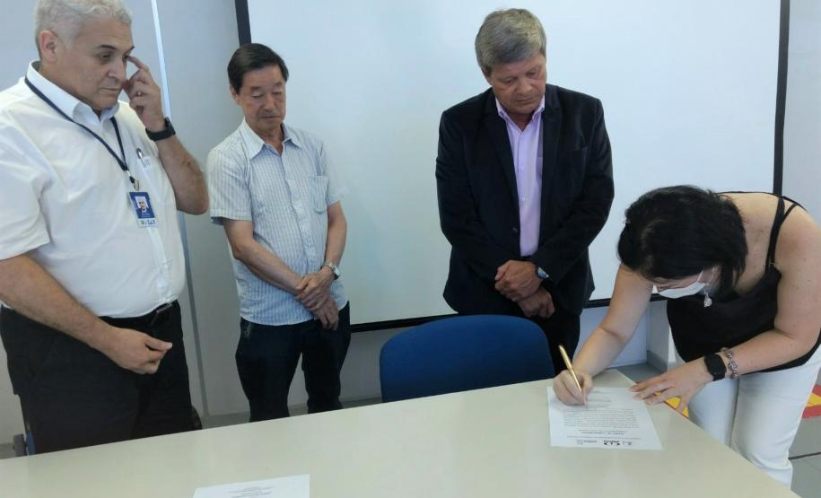 Novos servidores do IPEM-PR são empossados pelo presidente Rogério Moletta Nascimento