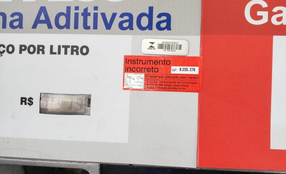 Operação conjunta com Ipem-PR, Delcon, ANP e Procon fiscalizam postos de combustíveis