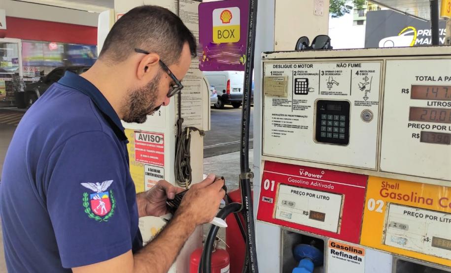 Regional de Maringá fiscaliza bombas de combustíveis no Noroeste do Estado