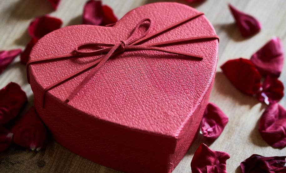 IPEM-PR dá dicas para compras de presentes para o Dia dos Namorados