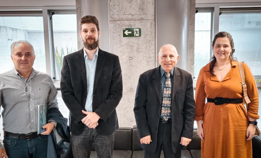 Foto com os participantes da Reunião entre o IPEM e o Ministério Público.