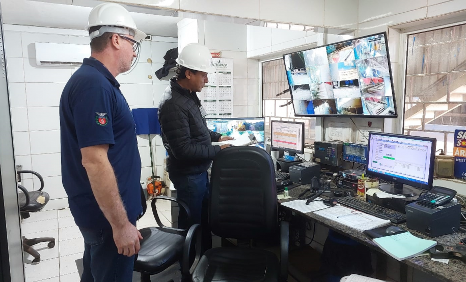 capacitação para a execução de ensaios em balanças ferroviárias.