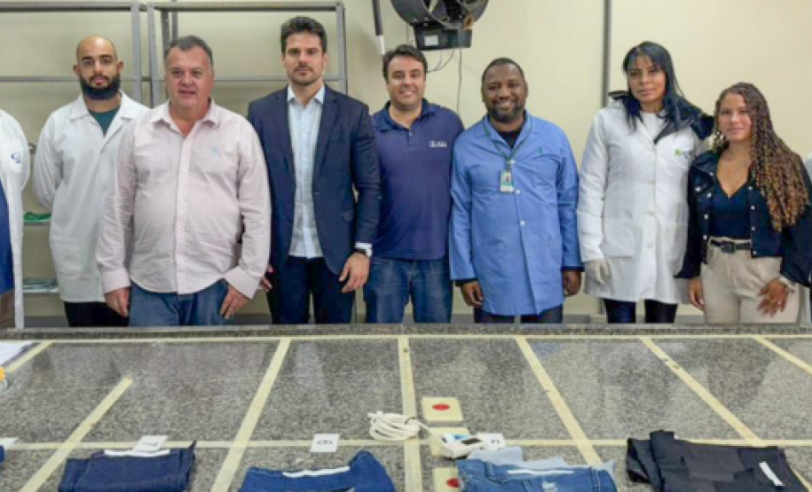 Laboratório Têxtil de Londrina