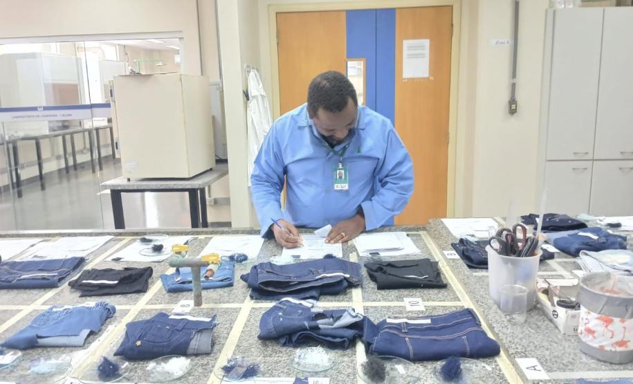 Laboratório Têxtil de Londrina