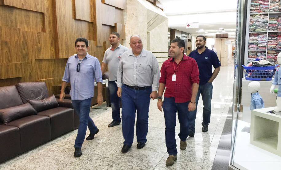 Presidente do Ipem visita lojistas em Cianorte e se reúne com Associação dos Postos de Cronotacógrafos do Paraná na ACIC