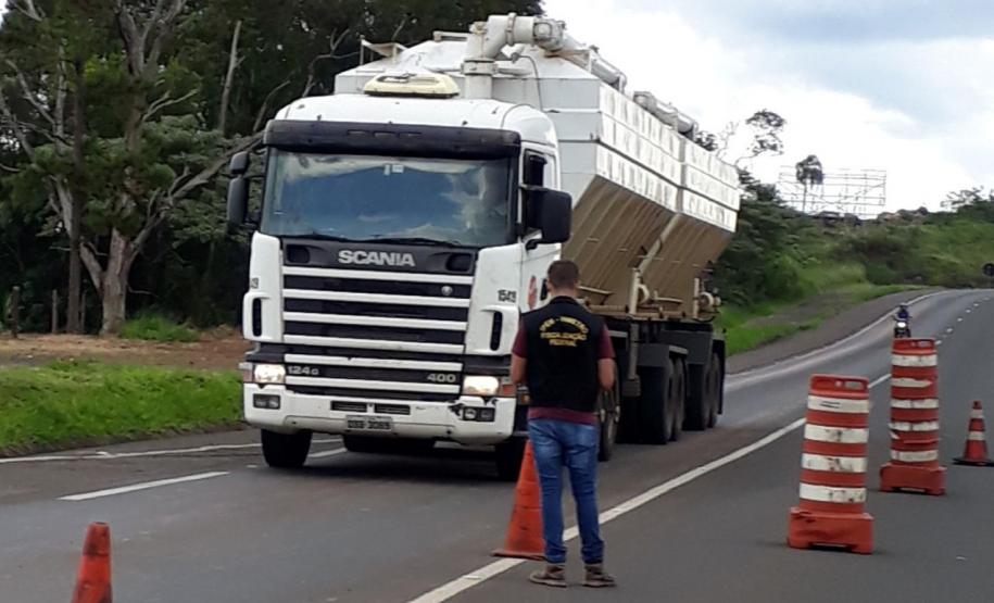 Crono Londrina 20 03 2018 Fiscalização de cronotacógrafos pela Regional de Londrina
