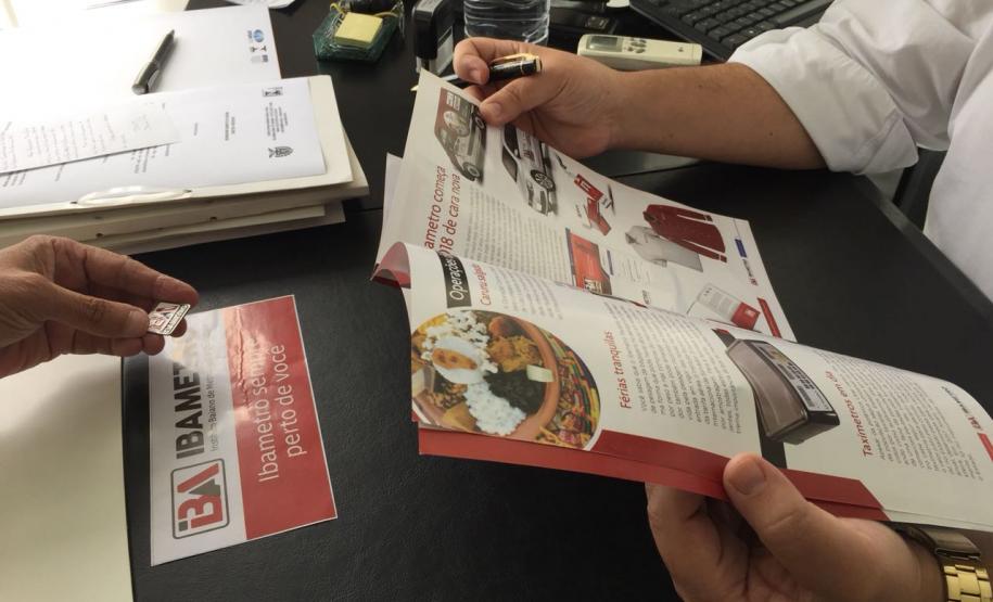 Delmo de Almeida representou o Ipem-PR em evento do Ibametro, em Salvador-BA