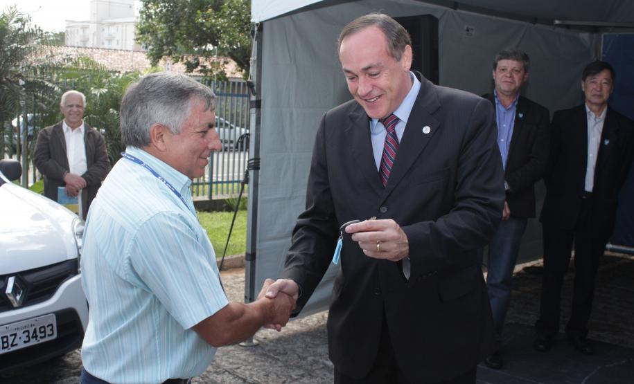 Entrega dos 72 veículos da nova frota