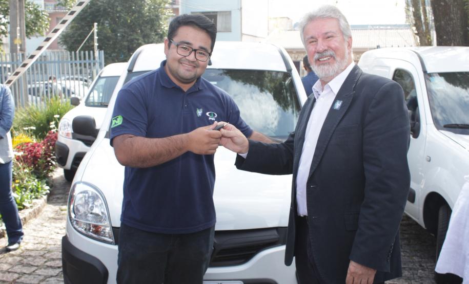 Entrega dos 72 veículos da nova frota