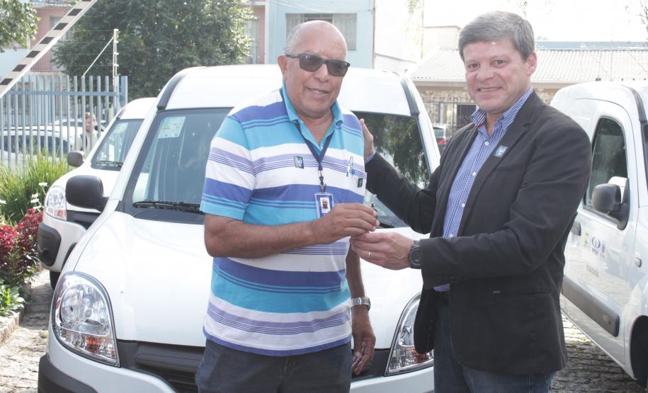 Entrega dos 72 veículos da nova frota