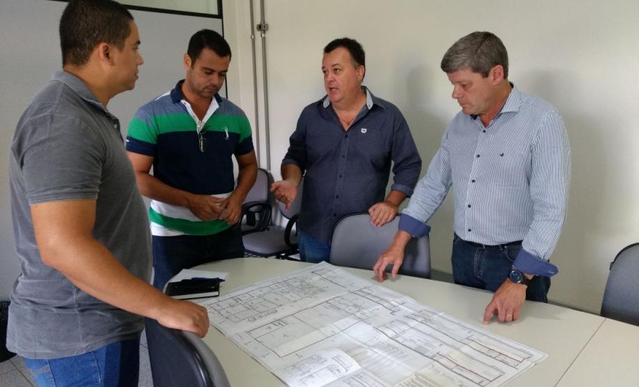 Rogerio 2018 Rogério Moletta visita Regional de Londrina