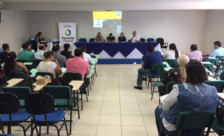 Reunião na Amunpar em Paranavaí