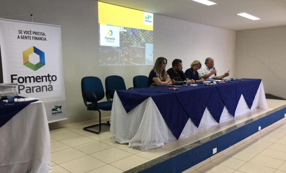 Reunião na Amunpar em Paranavaí