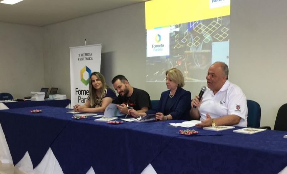 Reunião na Amunpar em Paranavaí