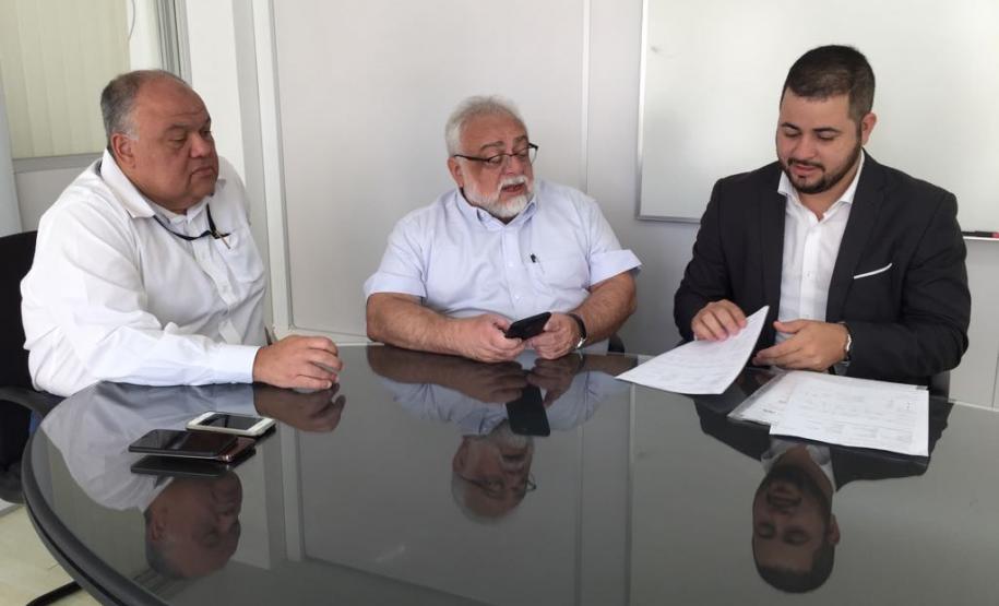 2018 05 04 Informatica Presidente Oliveira Filho assina Ordem de Serviço para modernização digital do Ipem/PR