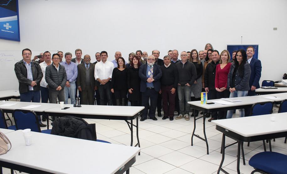 Inmetro e Ipems discutiram o comércio internacional de grãos nas três fronteiras, em Foz do Iguaçu