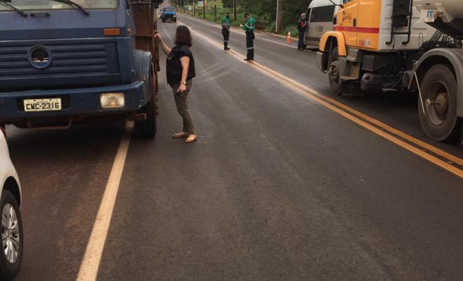 Fiscais da Regional de Cascavel fiscalizam cronotacógrafos