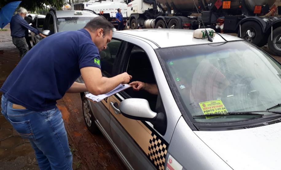 Taxímetros de Maringá e Sarandi são verificados pela REMAR