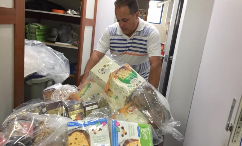 2018 12 06 APAE Curitiba APAE recebe produtos do IPEM PR