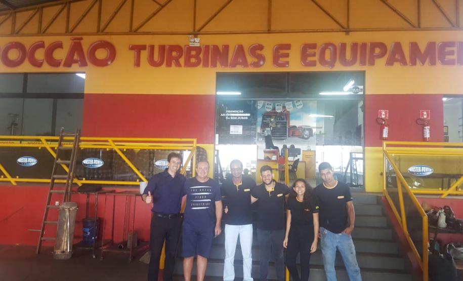 O presidente do IPEM-PR visitou a empresa Roccão Peças e Acessórios, de Cianorte, de propriedade de José Claudiney Rocco, que hoje é o presidente da APAC-PR