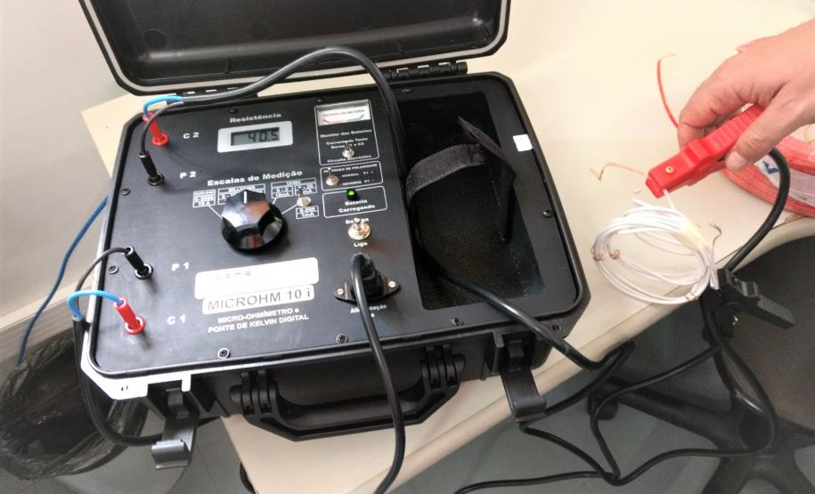 2019 07 31 Doação Aparelho Sindicel doa aparelho para fiscalização de fios e cabos elétricos