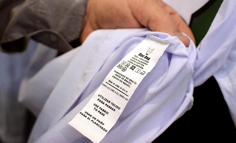 Etiqueta têxtil obrigatória