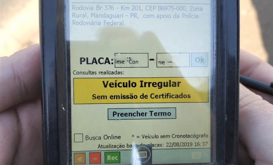 Instrumento que verifica a regularidade do cronotacógrafo